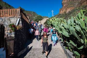 El Cabildo organiza recorridos por este monumento natural para dar a conocer su historia y sus riquezas (Foto TA)